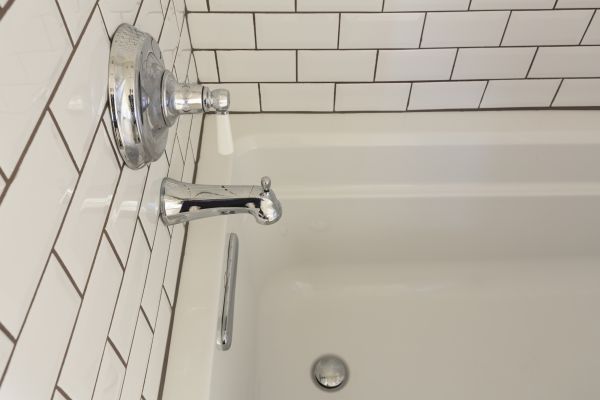 Bakersfield Bathtub Refinishing